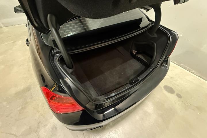 undefined BMW 316i fra 2014