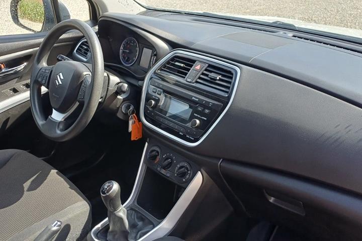 undefined Suzuki S-Cross fra 2016