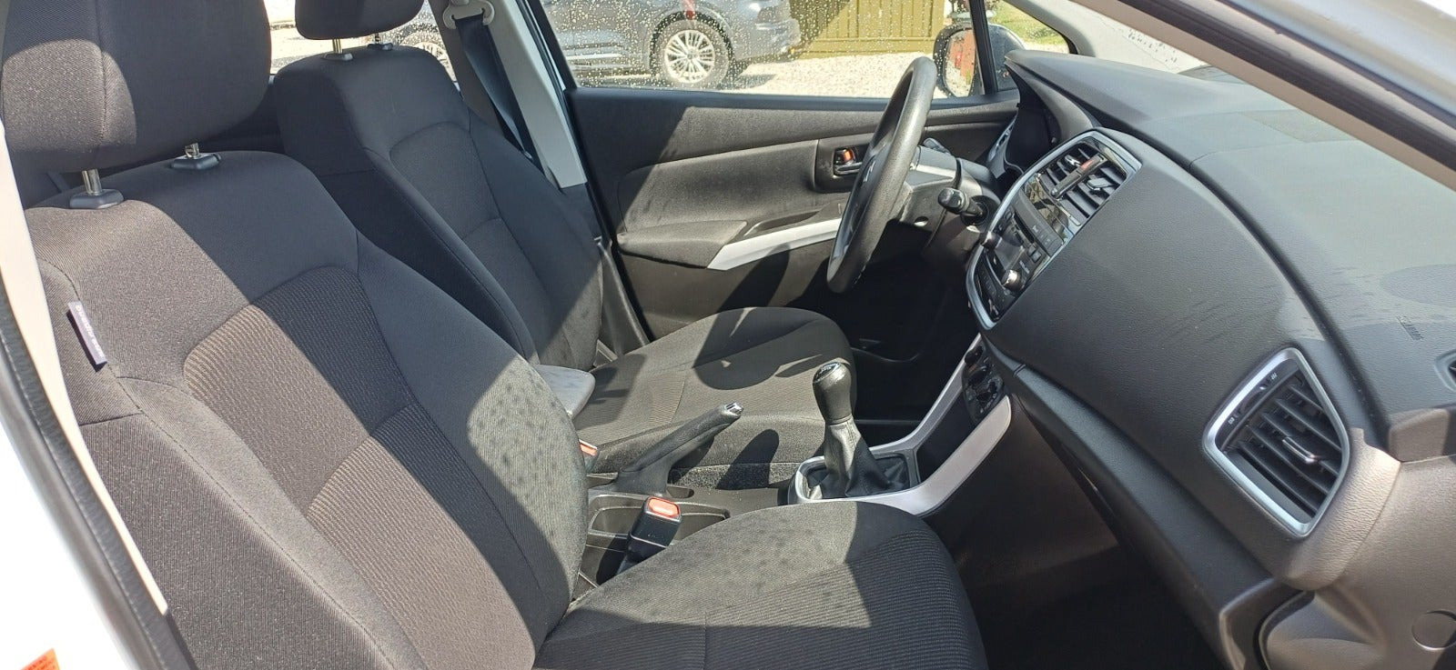 undefined Suzuki S-Cross fra 2016