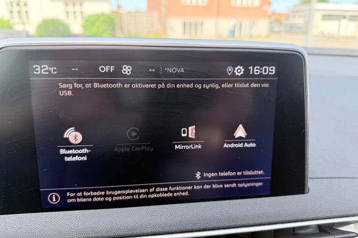 Hvid Peugeot 5008 fra 2020