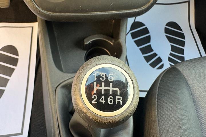 Grøn Fiat Punto fra 2014