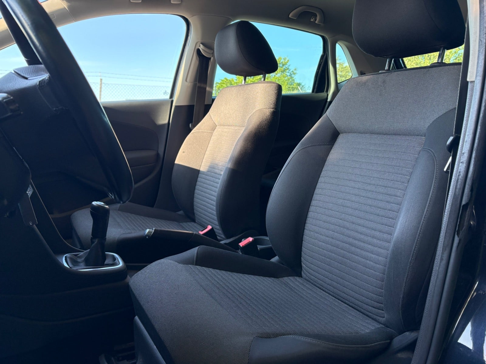 Grøn VW Polo fra 2013