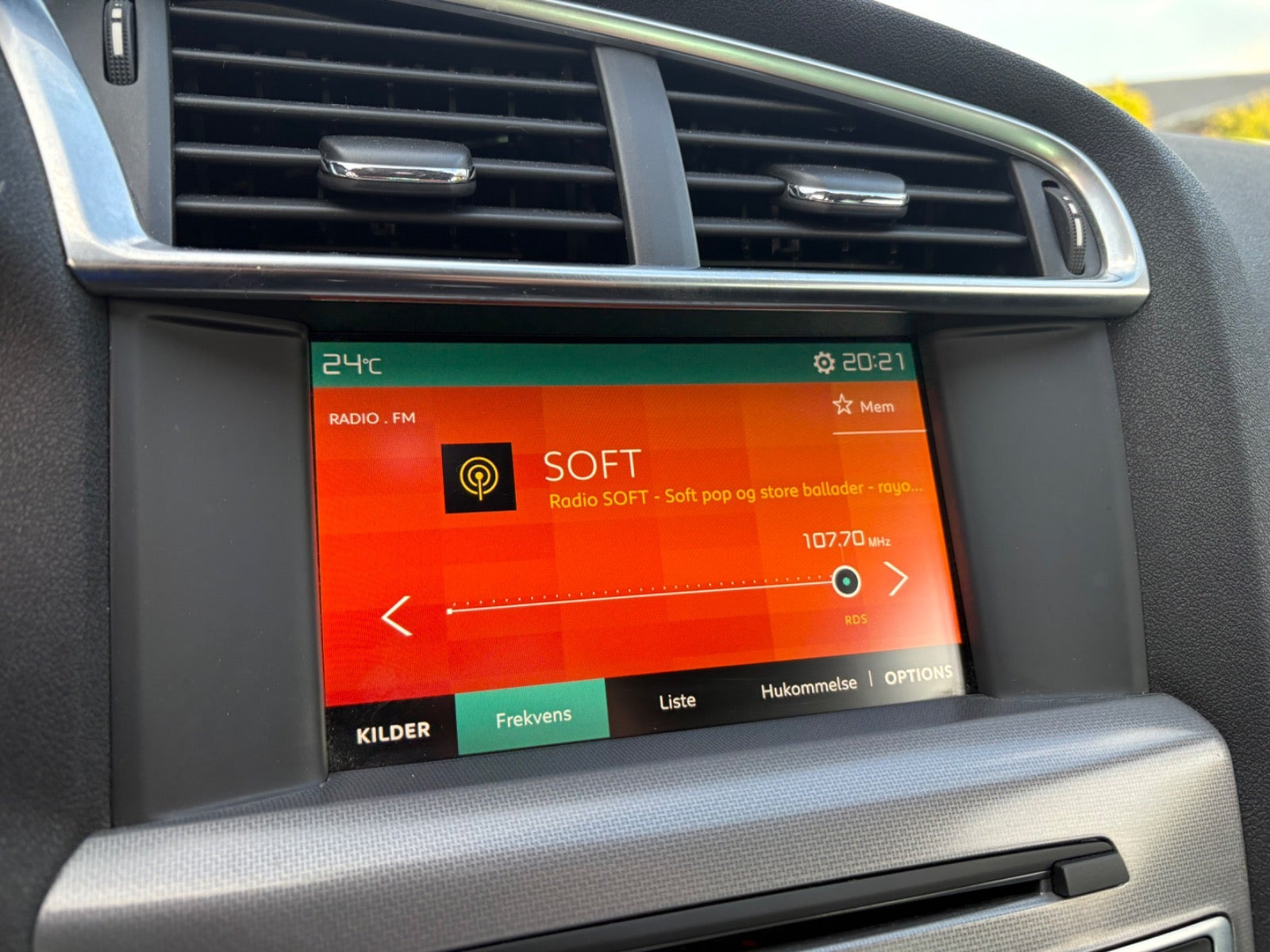 Grøn Citroën C4 fra 2018