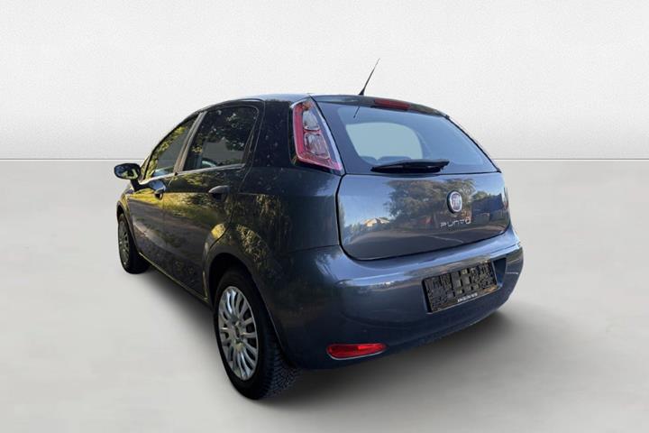 Grøn Fiat Punto fra 2012