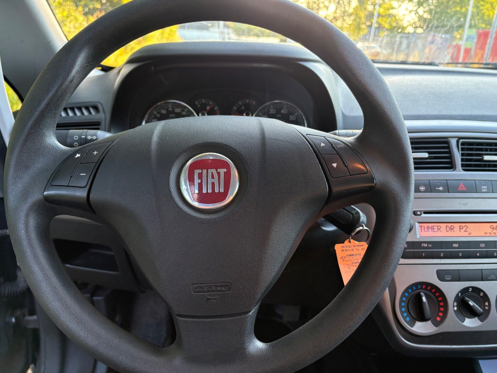 Grøn Fiat Punto fra 2012