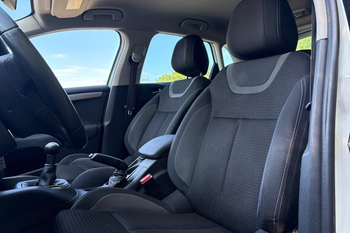 Grøn Citroën C4 fra 2018