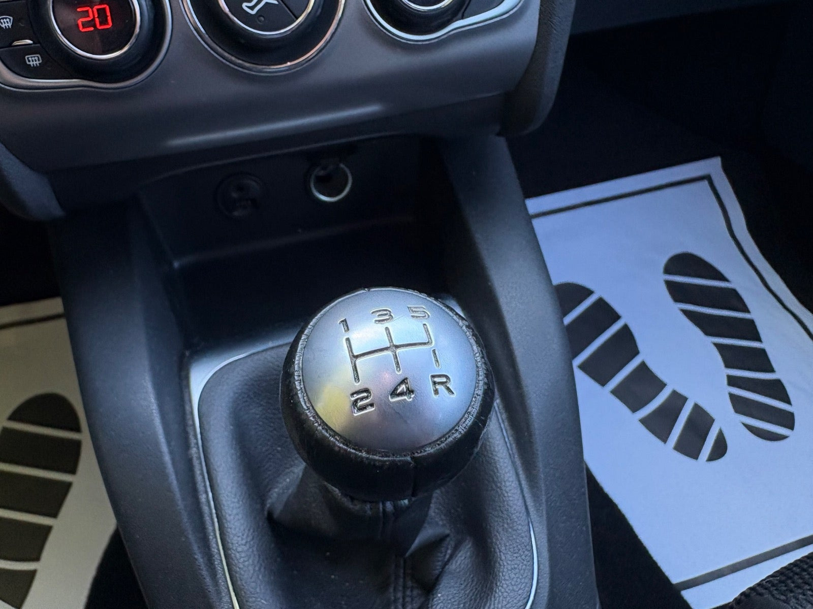 Grøn Citroën C4 fra 2018