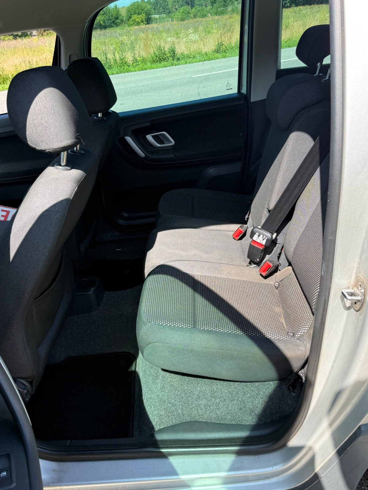 Sølv Skoda Roomster Scout fra 2008 set indefra