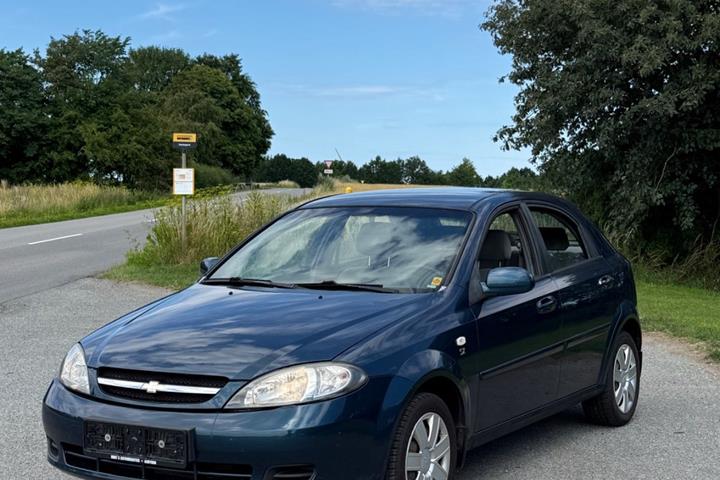 undefined Chevrolet Lacetti fra 2009 set udefra