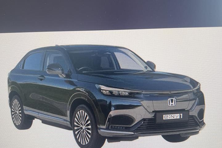 Sort Honda e:Ny1 fra 2025