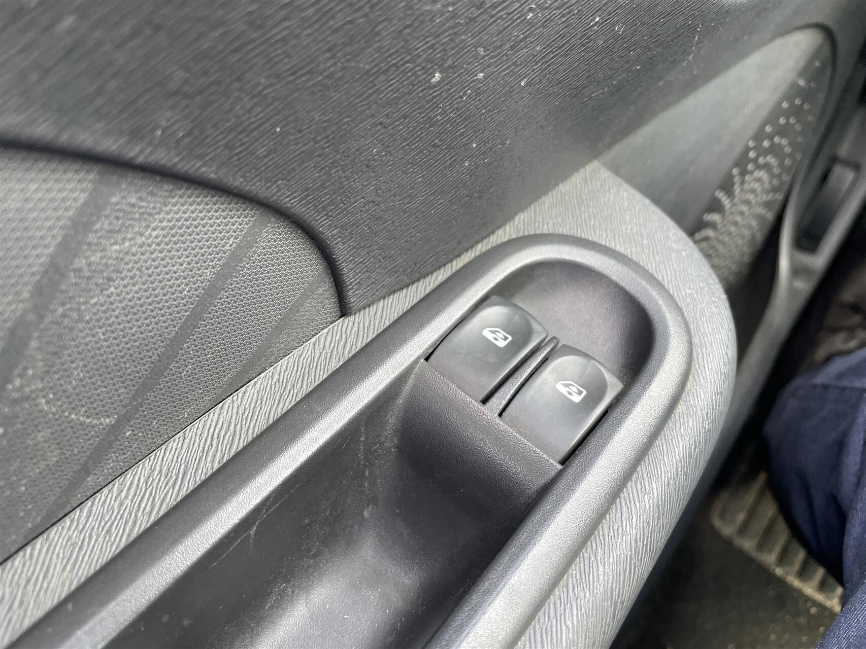 Rød Renault Twingo fra 2014
