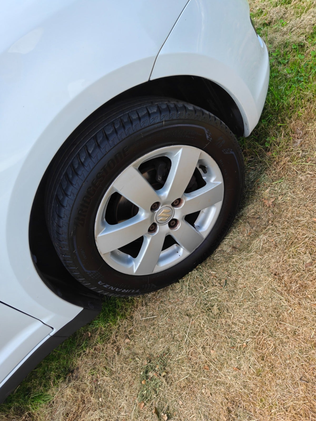 Gul Suzuki Swift fra 2009