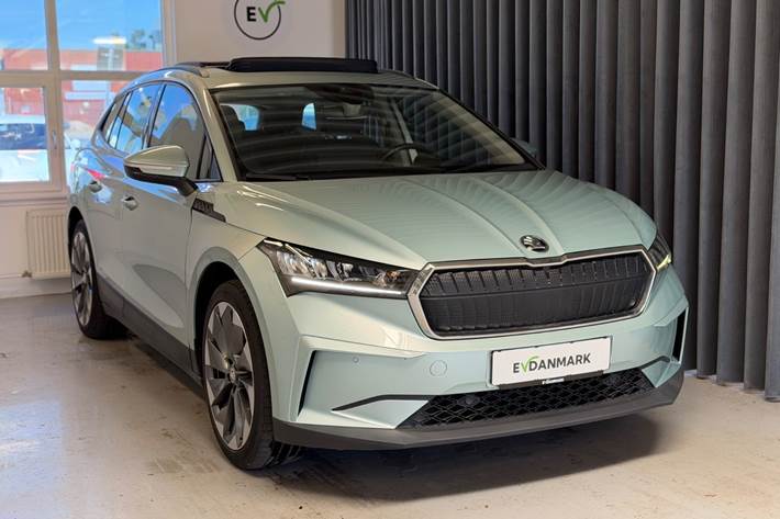 Turquoise Skoda Enyaq fra 2022