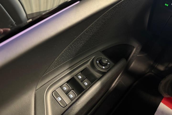 Turquoise Skoda Enyaq fra 2022