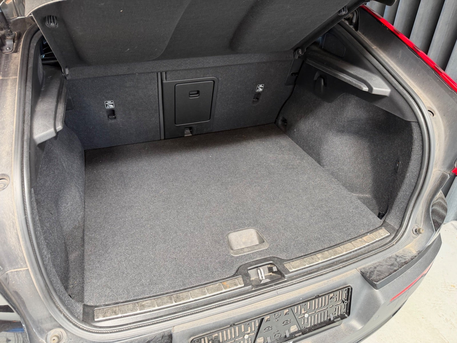 Sort Volvo C40 fra 2023