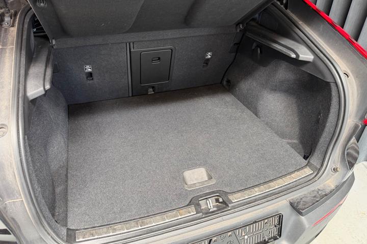 Sort Volvo C40 fra 2023