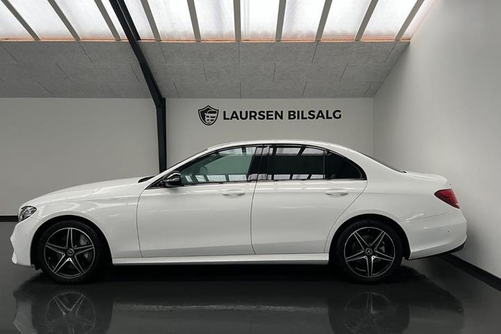 Hvid Mercedes E300 fra 2019