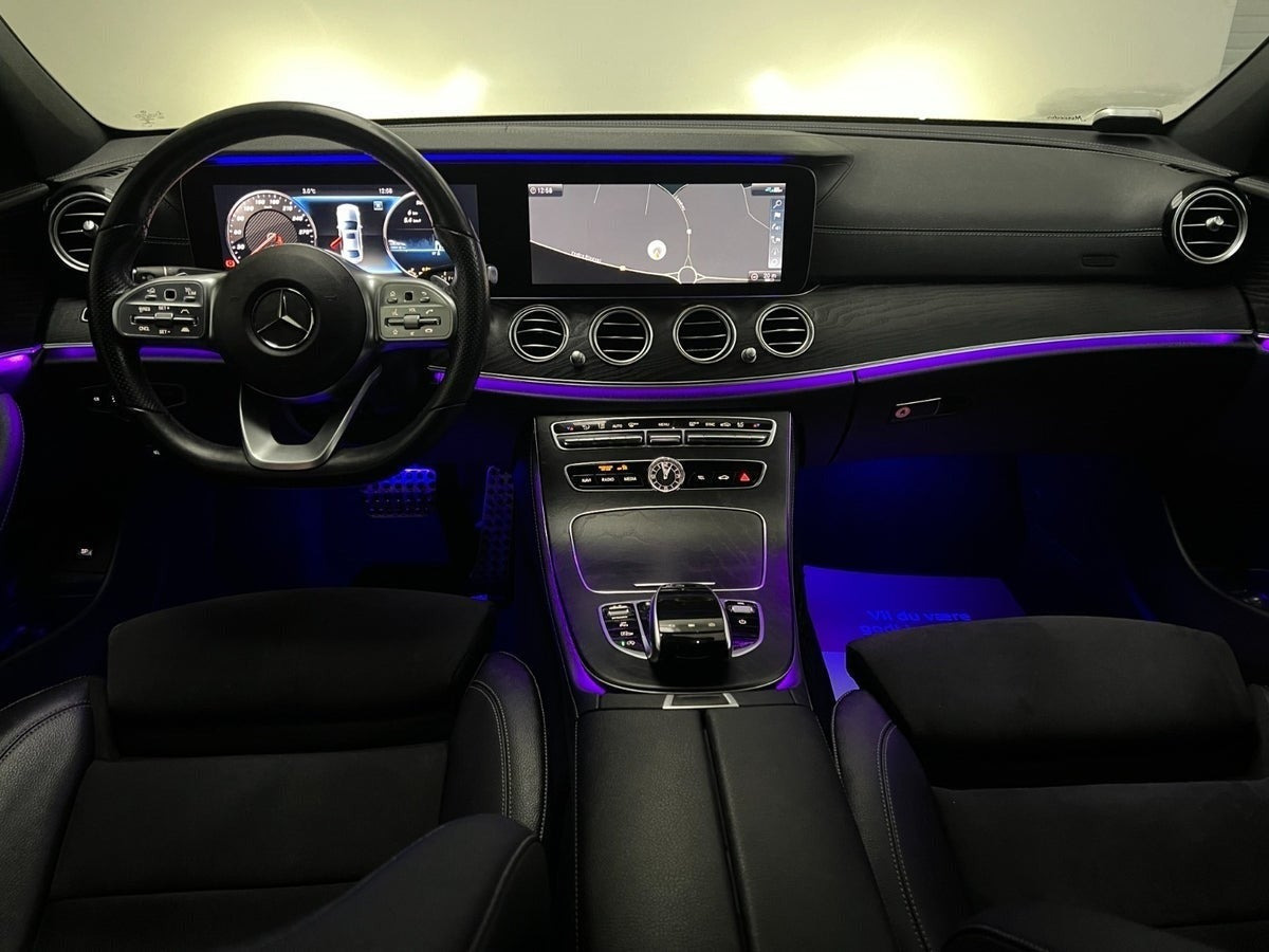Hvid Mercedes E300 fra 2019