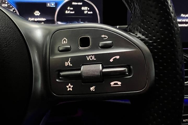 Hvid Mercedes E300 fra 2019