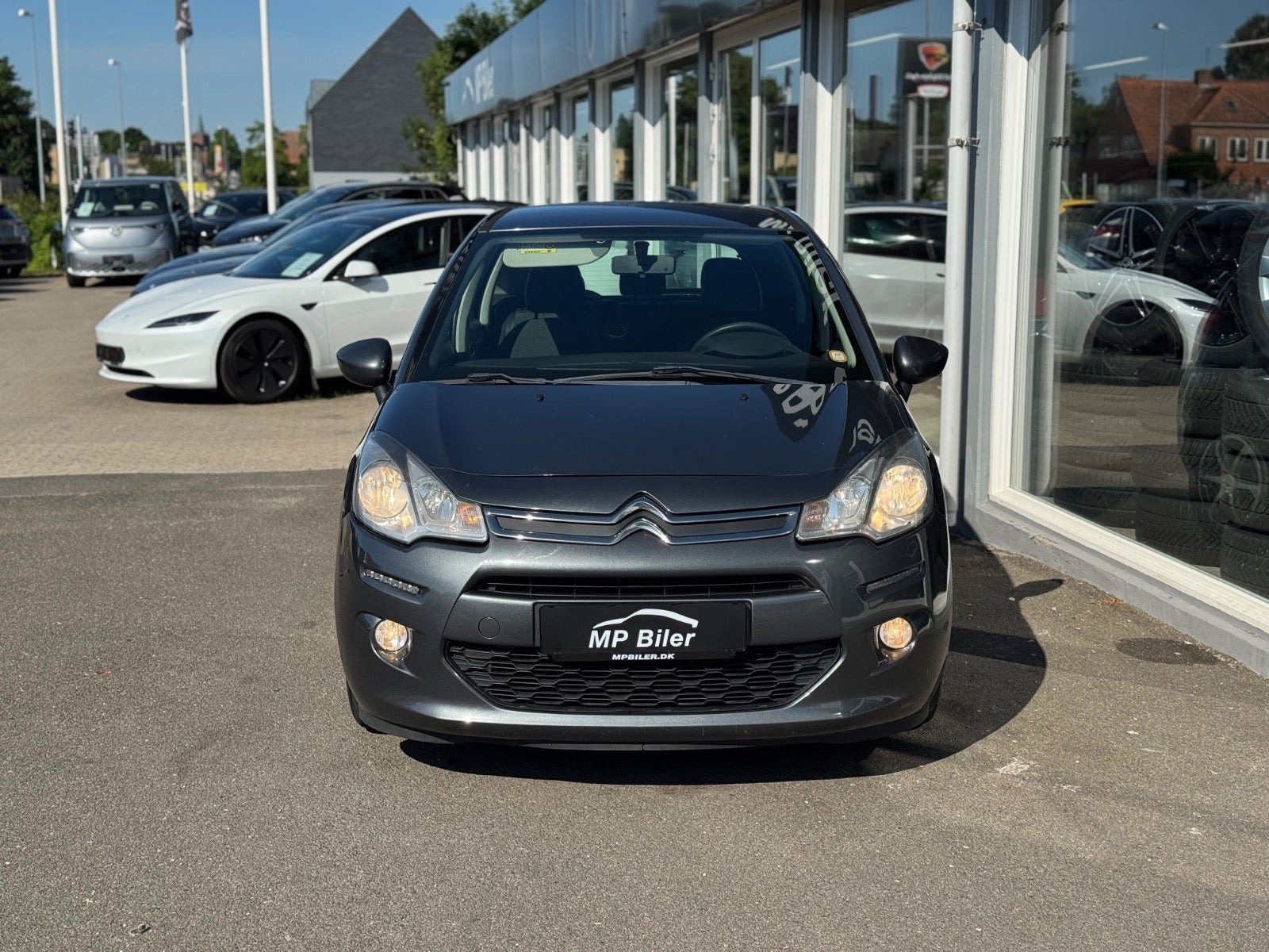 Grå Citroën C3 fra 2016