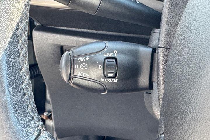 Grå Citroën C3 fra 2016