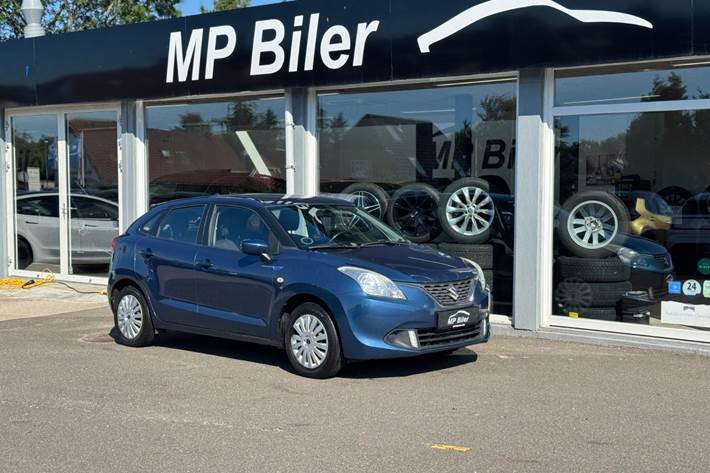 Blå Suzuki Baleno fra 2017