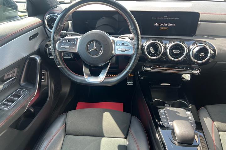 Sort Mercedes CLA250 e fra 2021