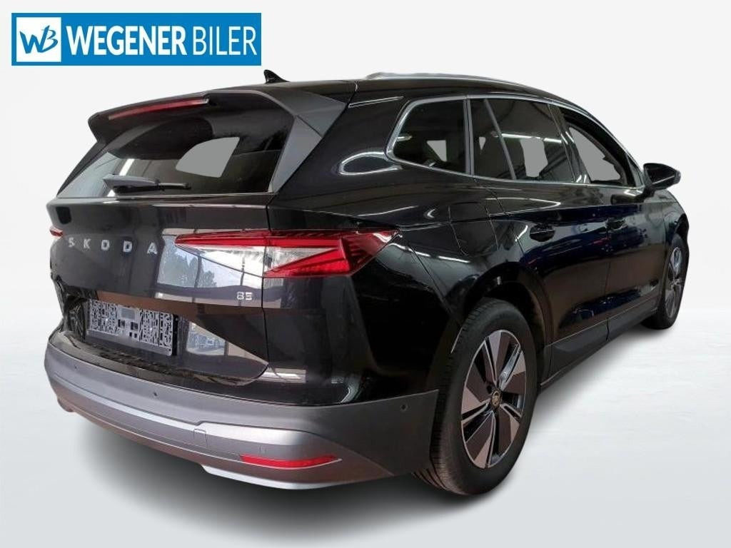 Sort Skoda Enyaq fra 2024
