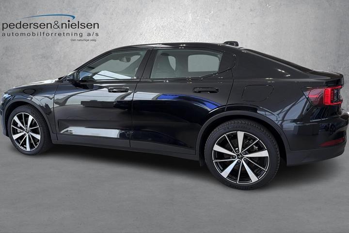 Sort Polestar 2 fra 2023