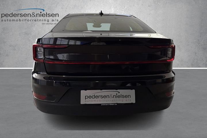 Sort Polestar 2 fra 2023
