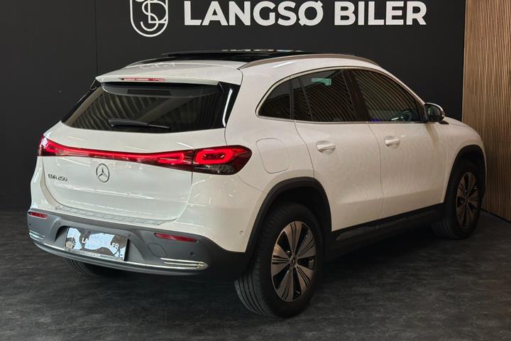 Hvid Mercedes EQA250 fra 2021
