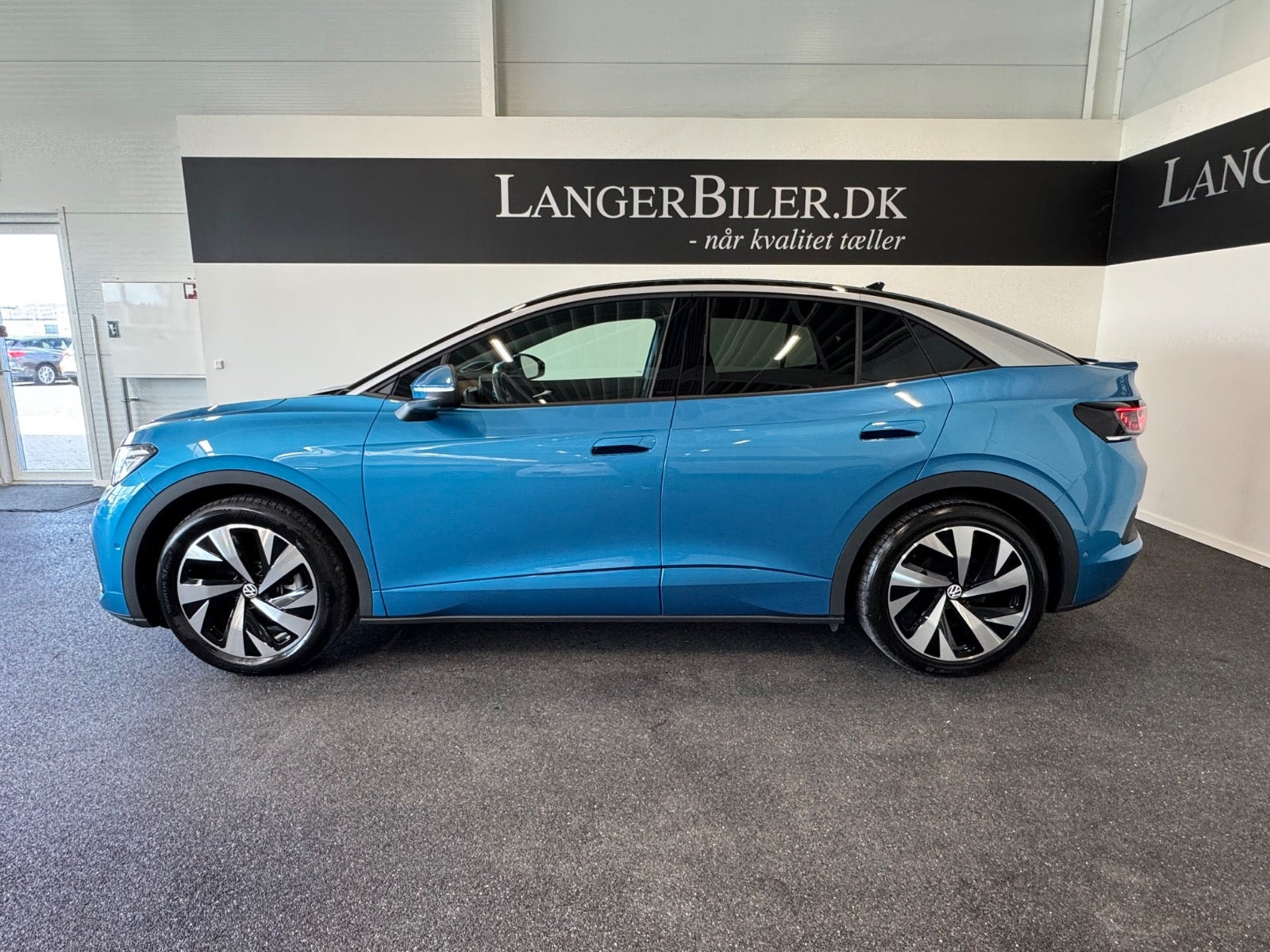 Blå VW ID.5 fra 2025