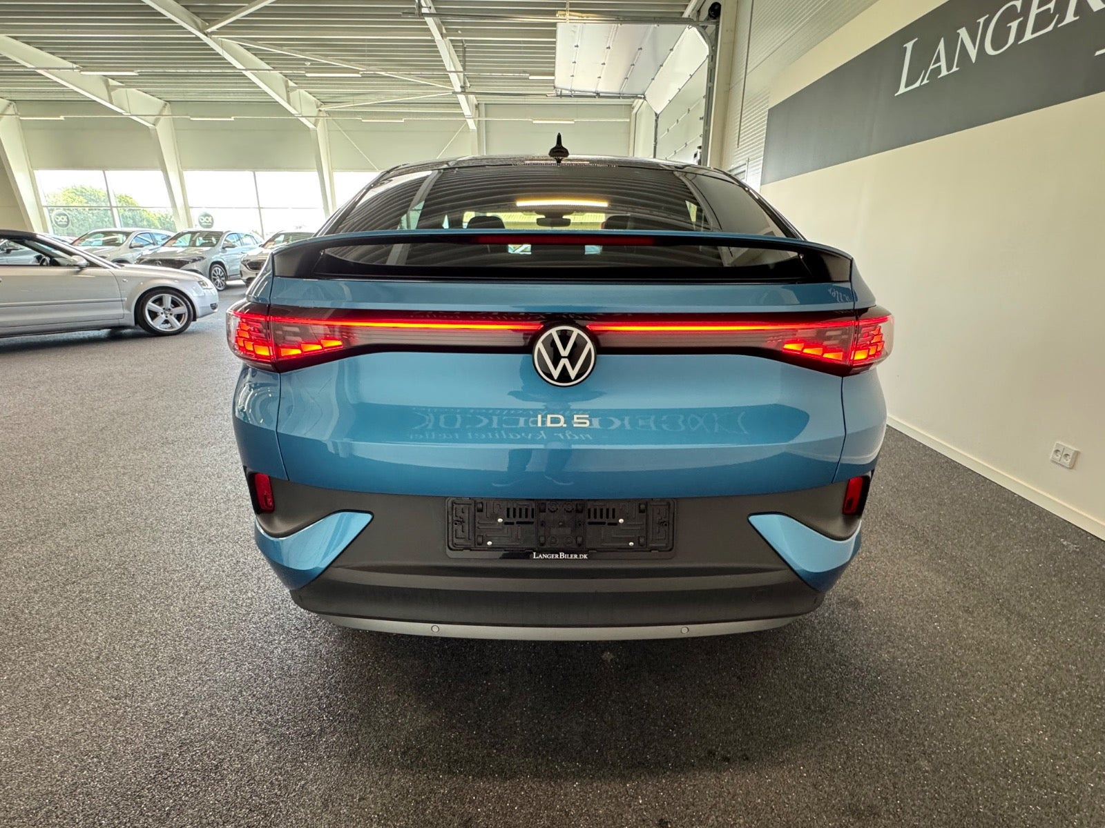 Blå VW ID.5 fra 2025