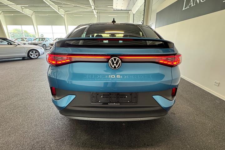 Blå VW ID.5 fra 2025
