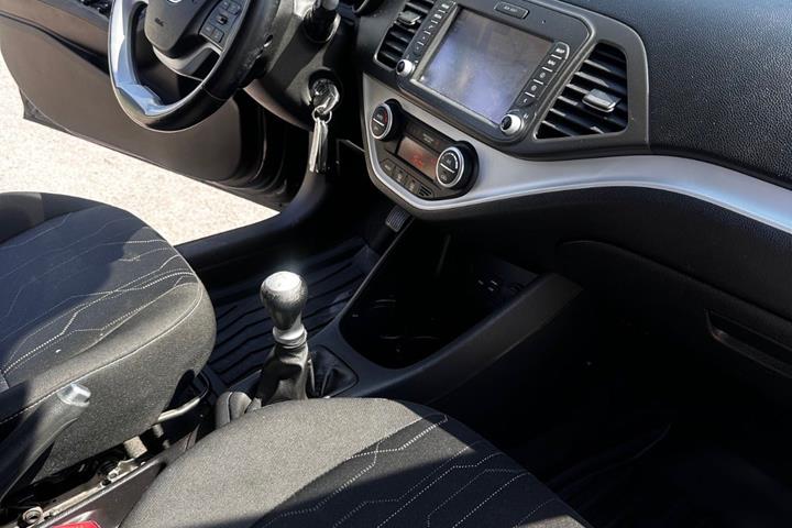 Sort Kia Picanto fra 2016