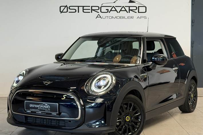 Sort Mini Cooper SE fra 2023