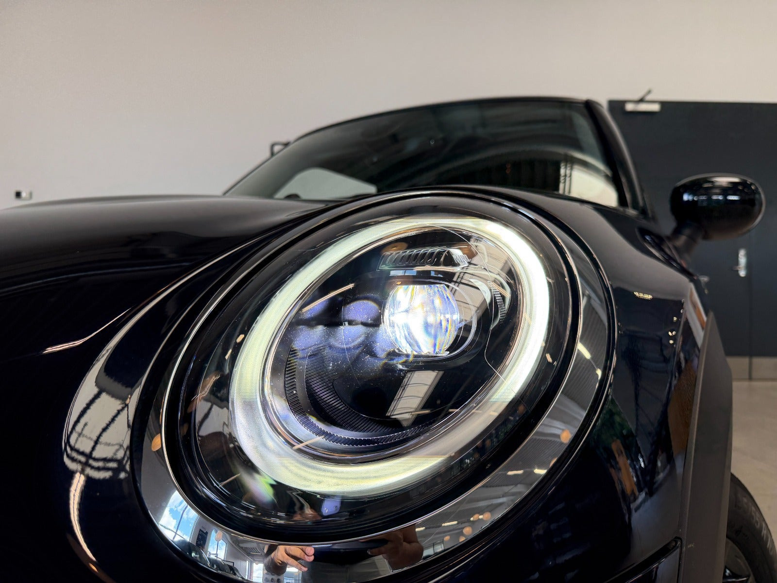 Sort Mini Cooper SE fra 2023