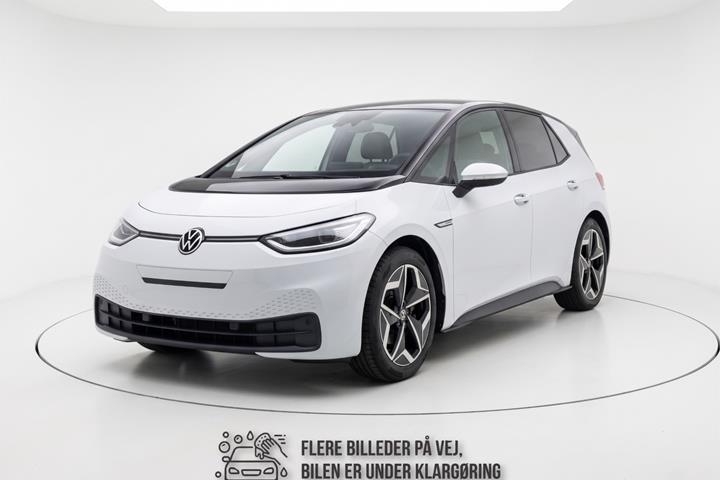 Hvid VW ID.3 fra 2022 set udefra