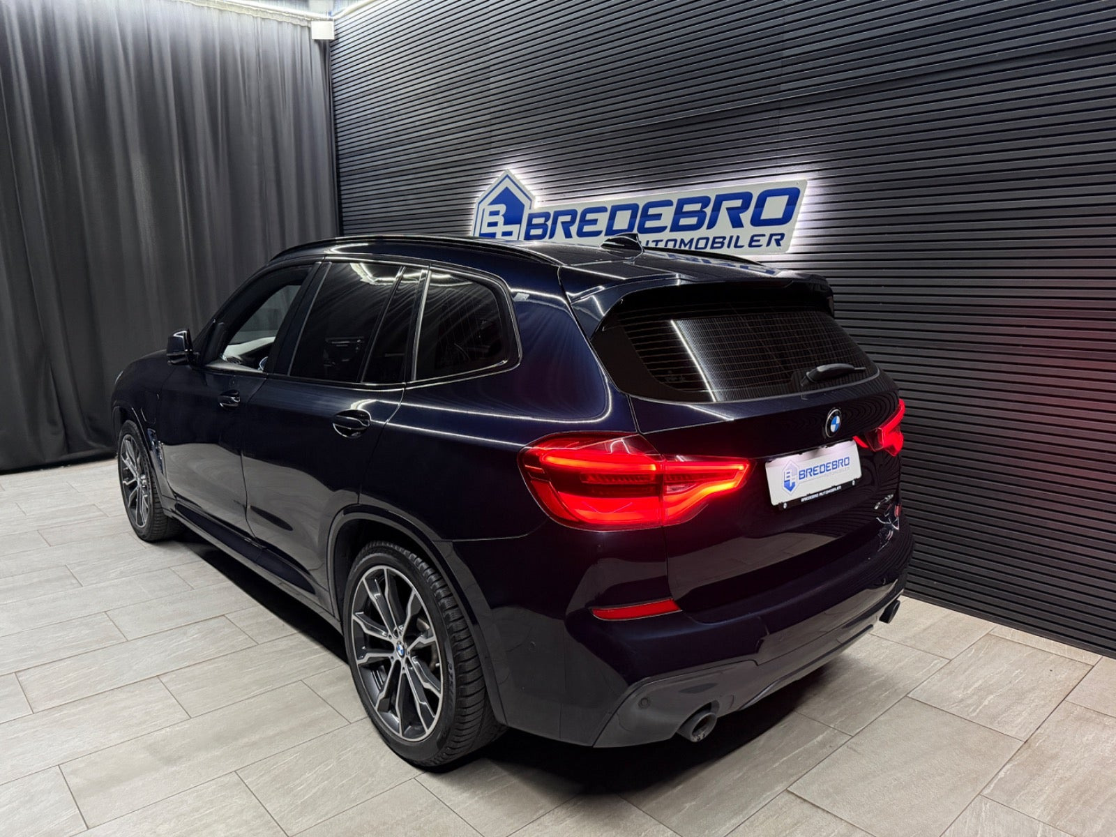 Sort BMW X3 fra 2020