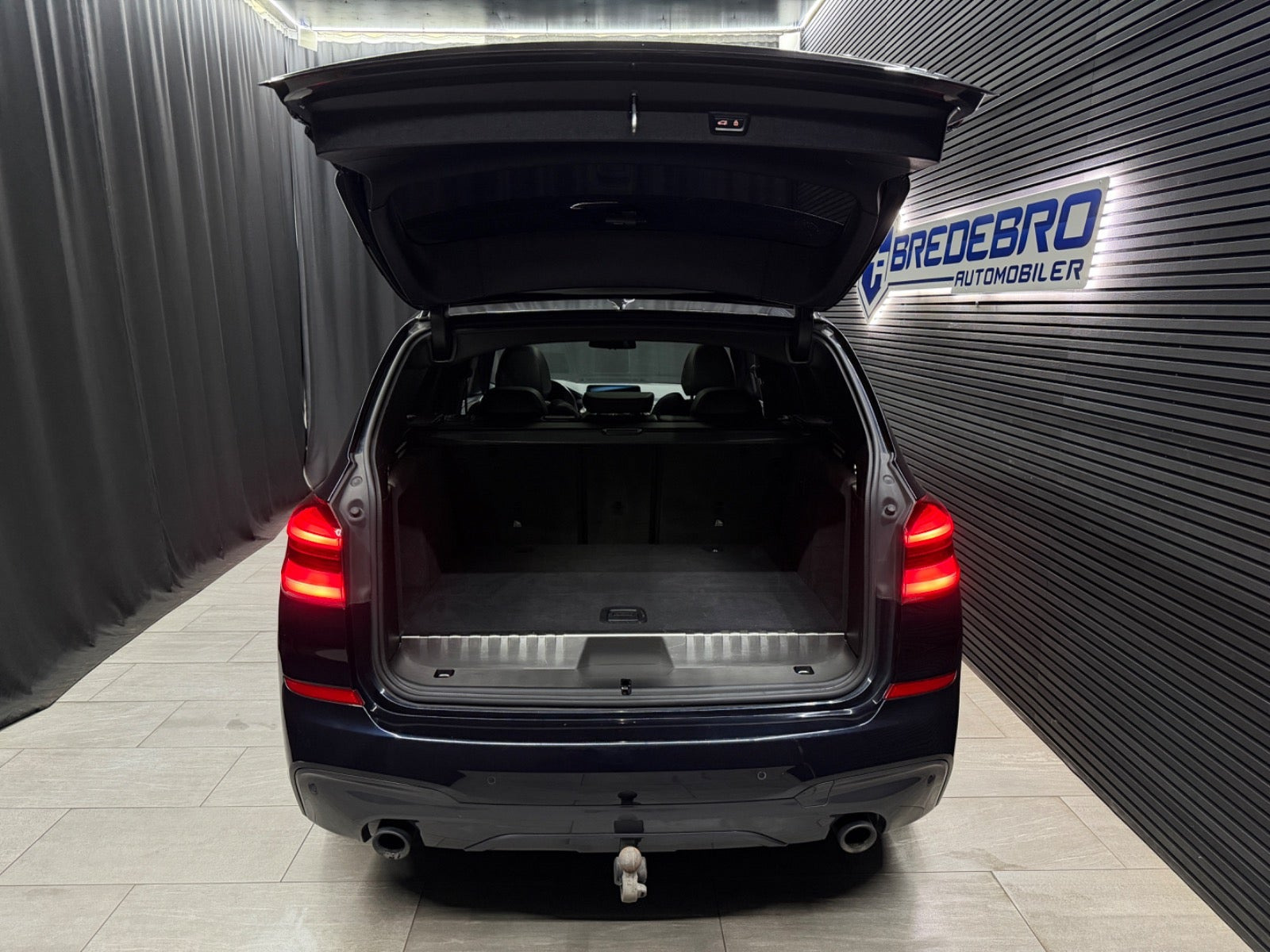 Sort BMW X3 fra 2020