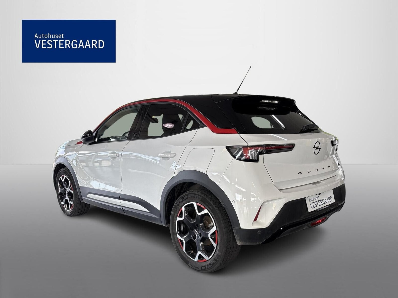Hvid Opel Mokka-e fra 2021