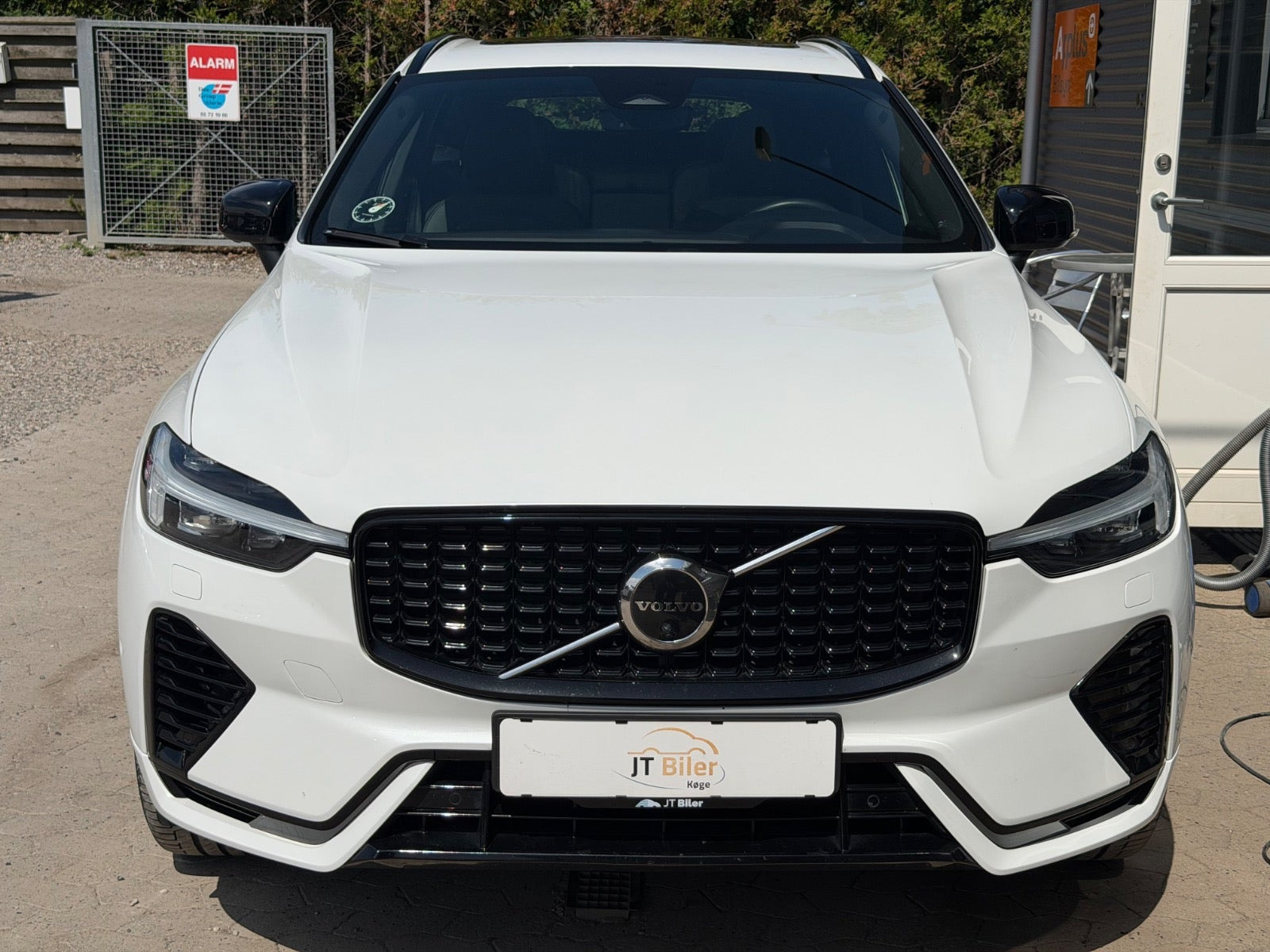 Hvid Volvo XC60 fra 2022