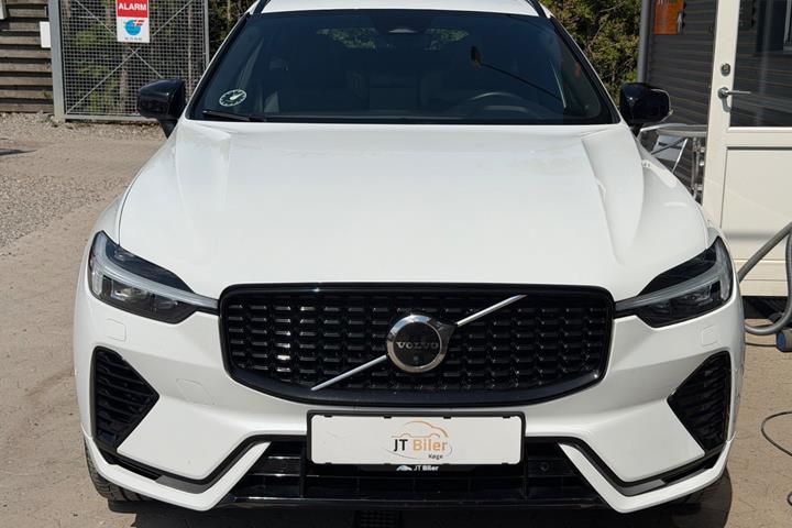 Hvid Volvo XC60 fra 2022