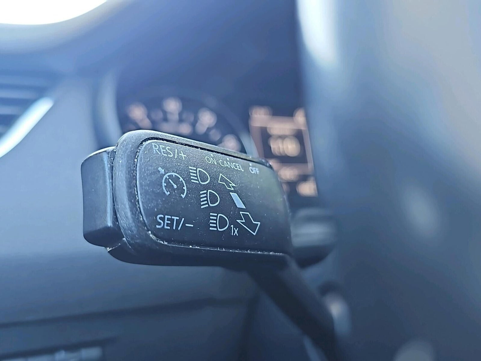 Hvid Skoda Octavia fra 2015