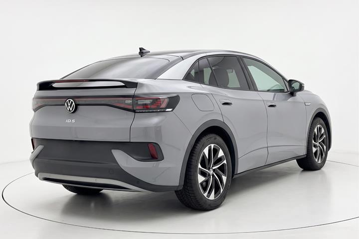 Grå VW ID.5 fra 2023