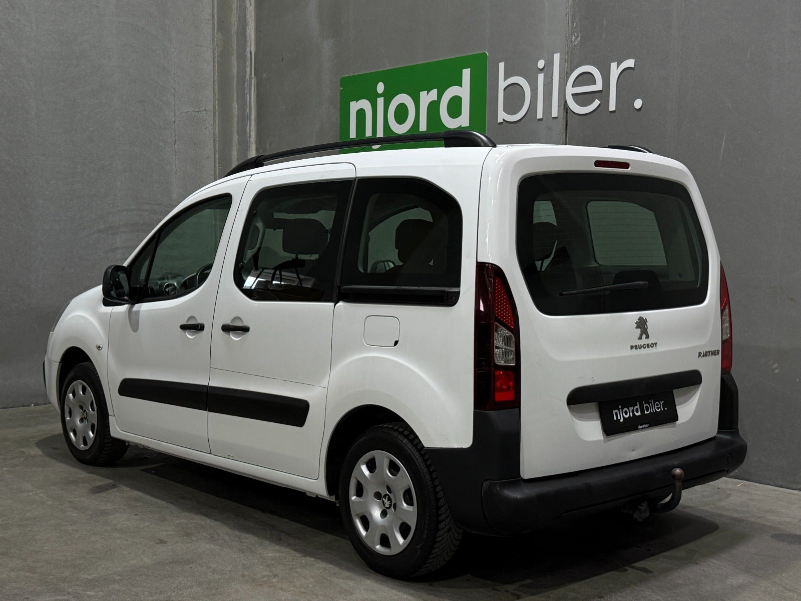 undefined Peugeot Partner Tepee fra 2018 set udefra