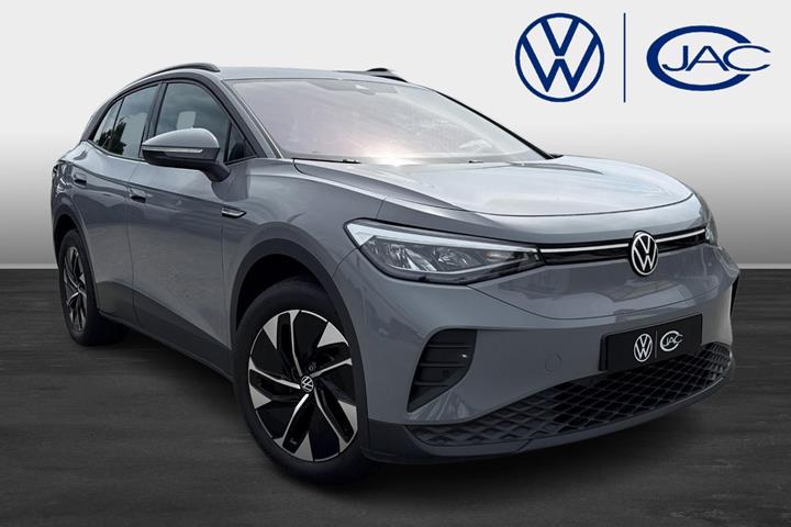 Grå VW ID.4 fra 2023 set udefra