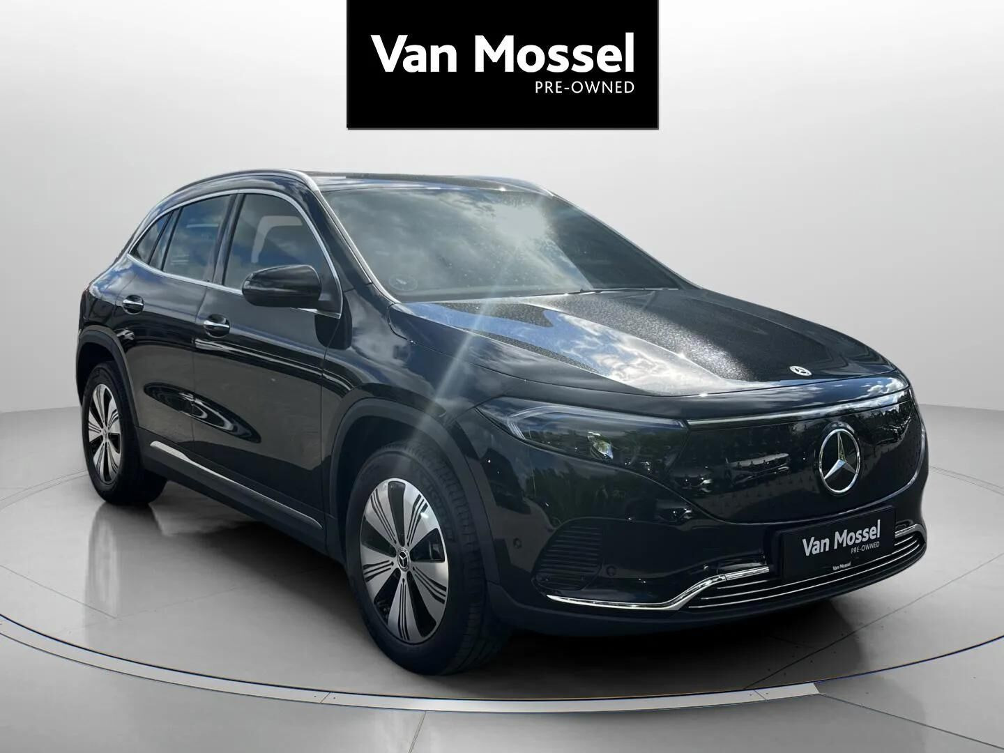 Sort Mercedes EQA 250 fra 2024