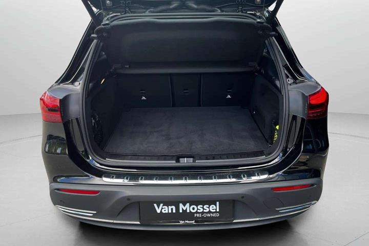 Sort Mercedes EQA 250 fra 2024
