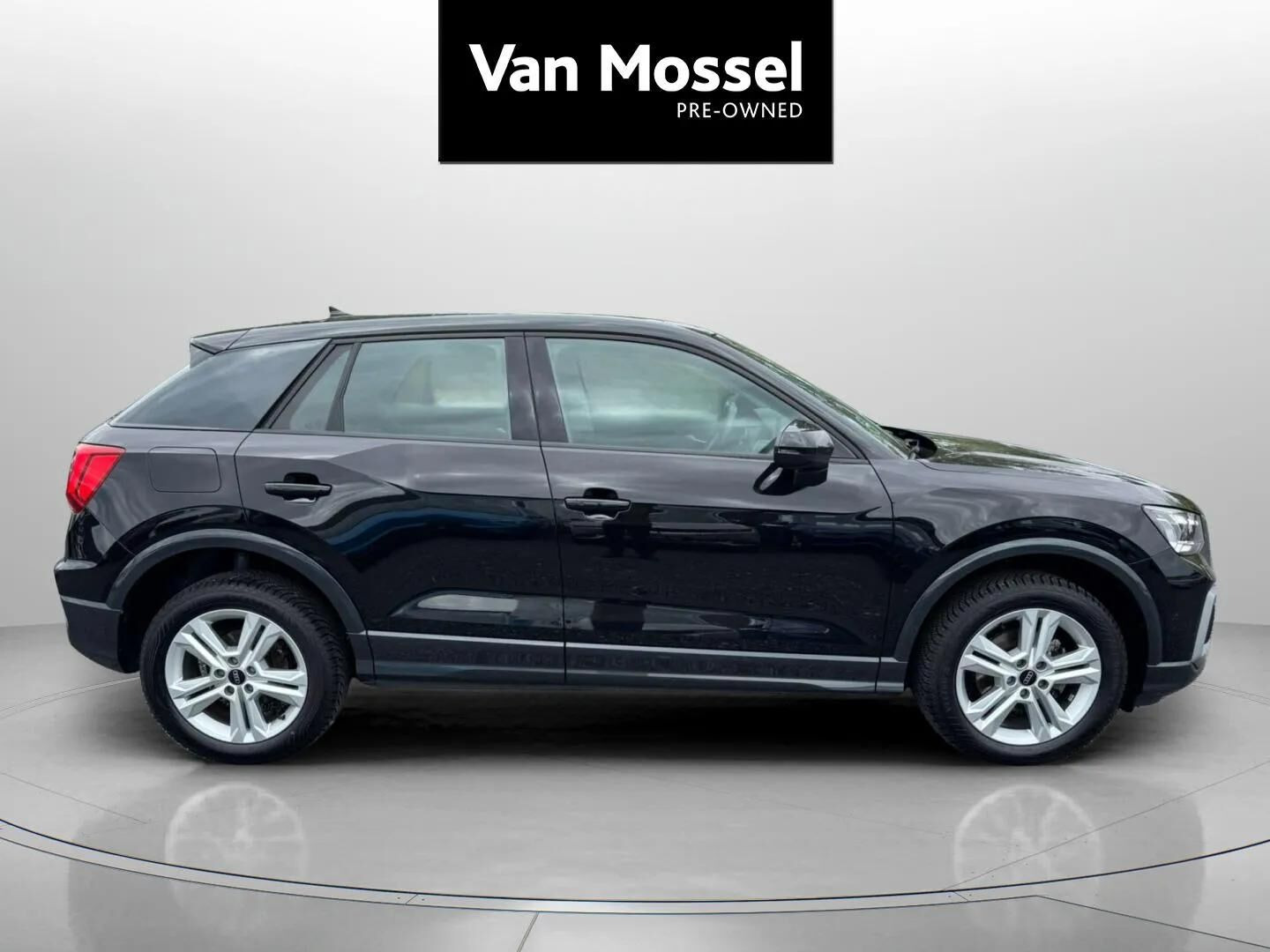 Sort Audi Q2 fra 2023